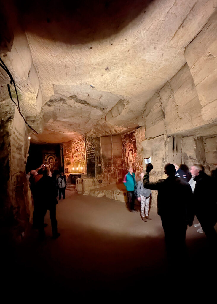 Imposante Ansicht in der Kapelle in der Fluweelengrotte in Valkenburg.